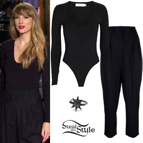 Taylor Swift: Saturday Night Live Outfits 